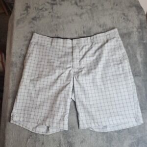 Nike Golf Shorts 42 Gray Plaid Check Standard Fit Performance Stretch Dri-Fit